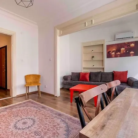 Apartman Nisantasi Ev