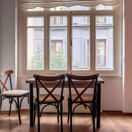 Nisantasi Ev Apartment *